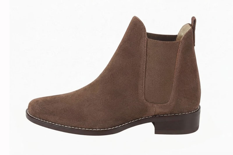 Elevate your look with solid-color leather Chelsea boots featuring sleek elastic side panels and effortless Parisian elegance, in chocolate brown and taupe leather with round toe and leather sole - Florence KOOIJMAN